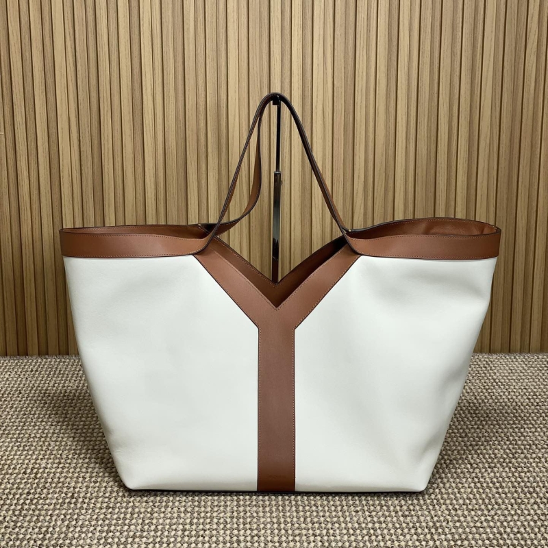 Y51 shopping bags